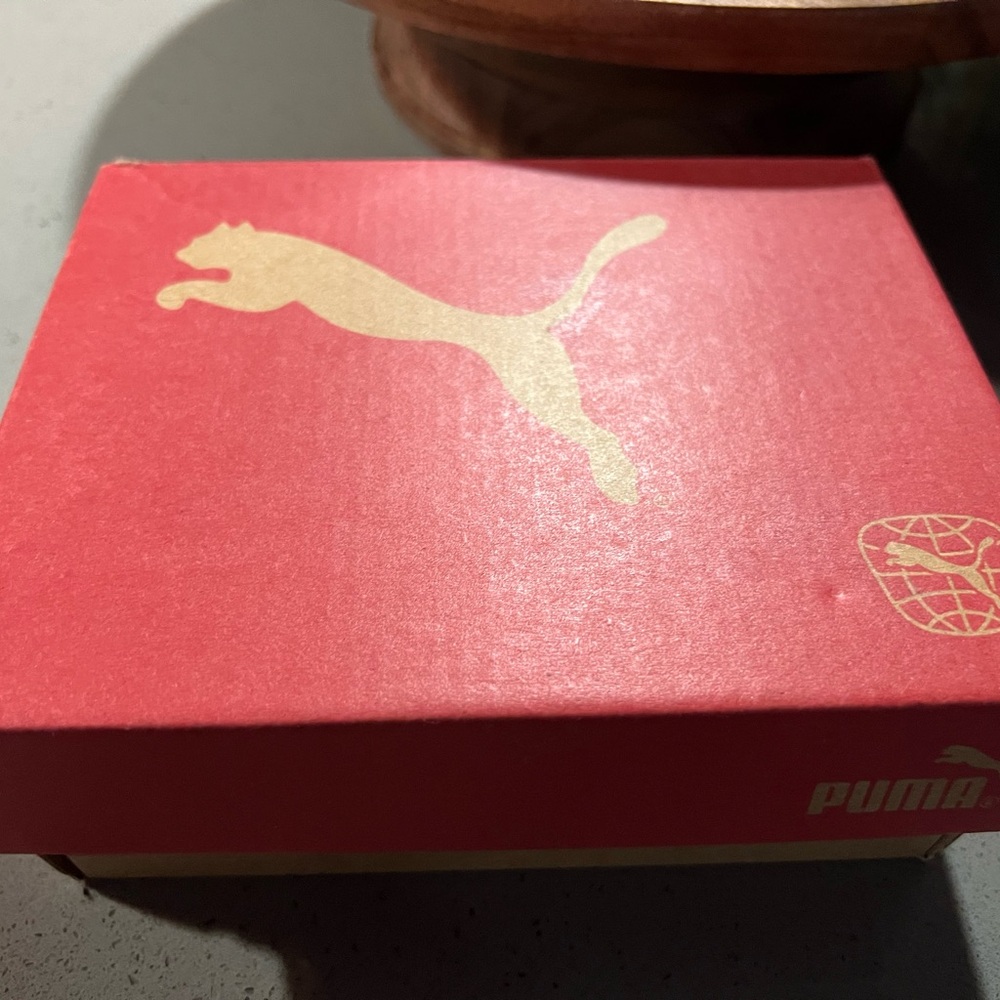 Never Worn Pumas